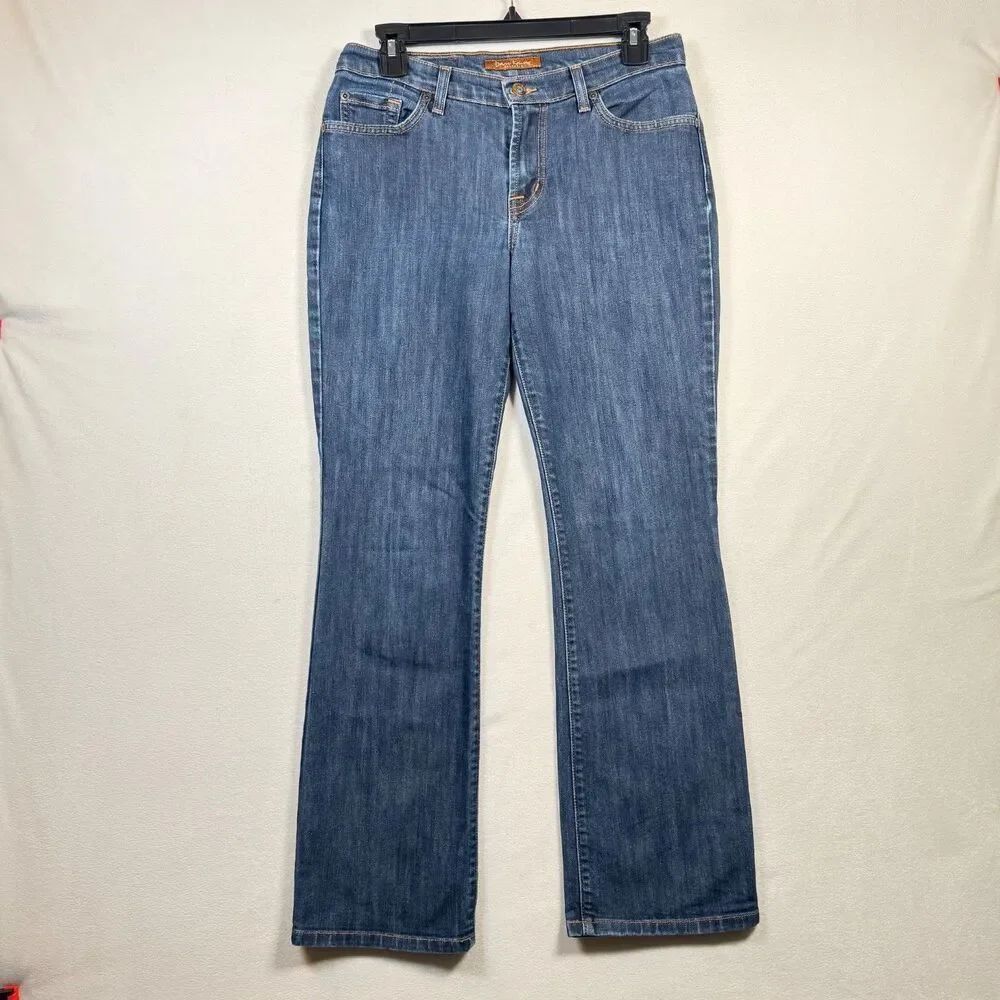 David Kahn Petite Bootcut Jeans Women Size 8P Medium Wash Stretch Denim Mid Rise